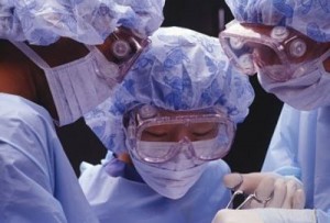 3-surgeons_opt